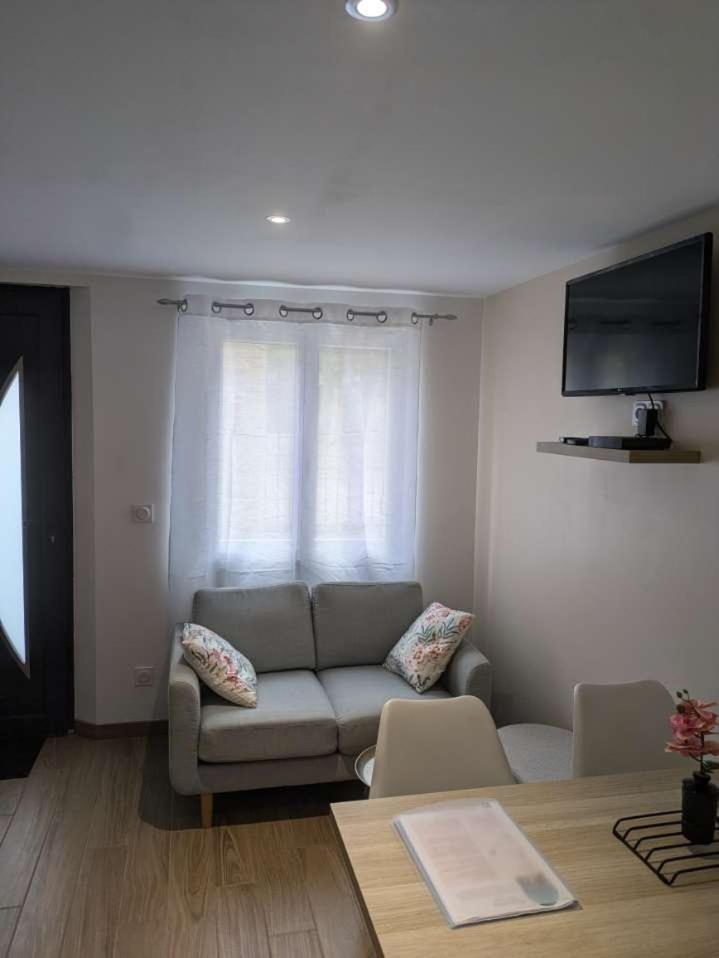 Ferienwohnung Le Petit Cocon Pont-Évêque Exterior foto
